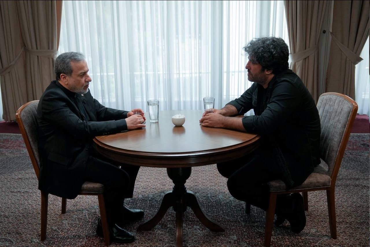 گفت و گوی موگویی با عراقچی