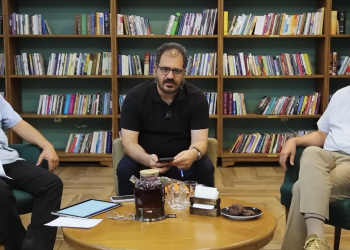 گفت‌وگوی دو ایران