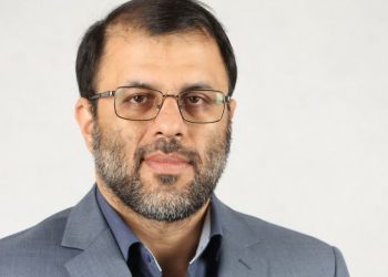 اقتصاد ایران باید آرایش جنگی بگیرد